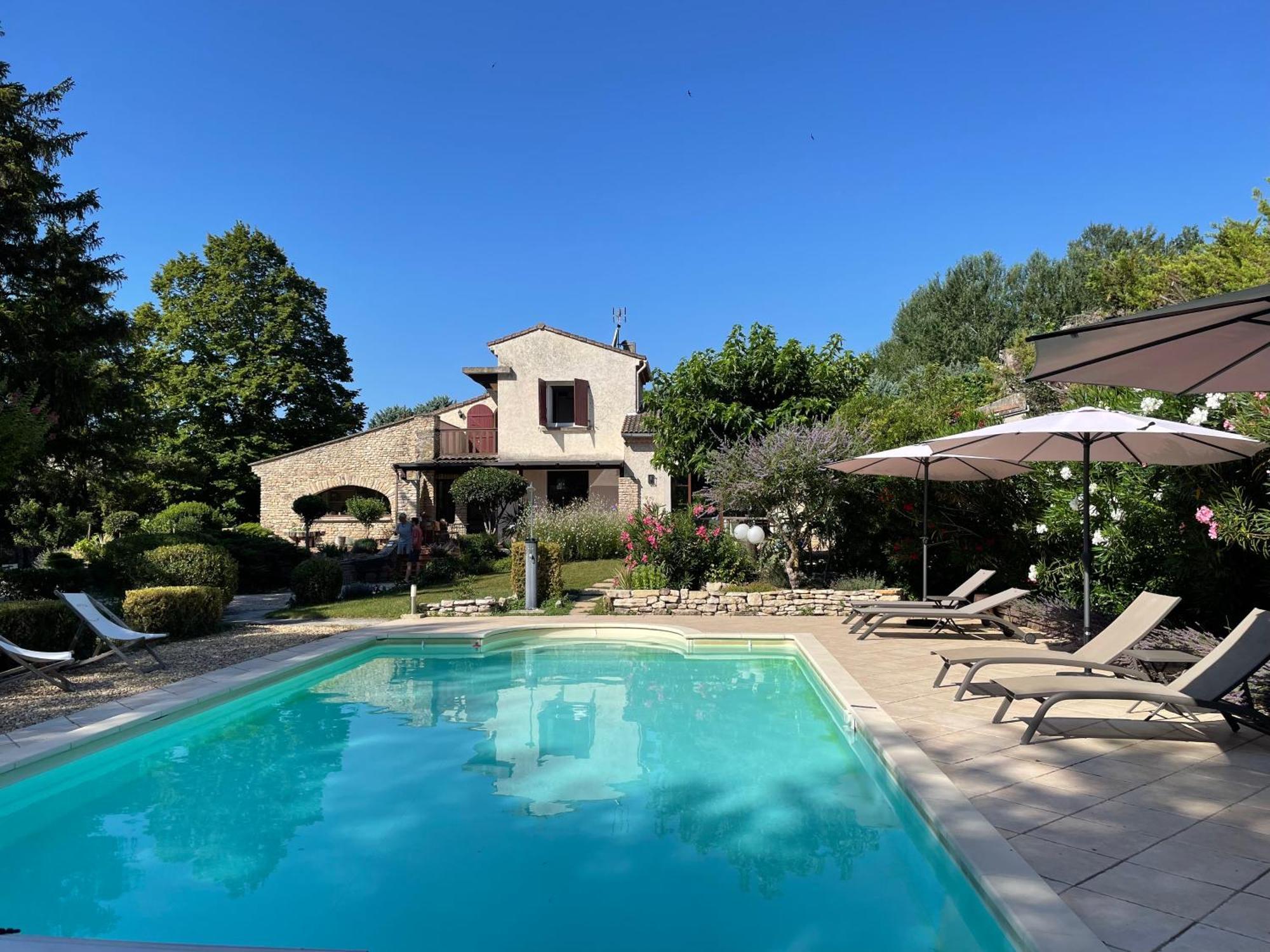 La Petite Rive - Les Oliviers Velleron Exterior foto